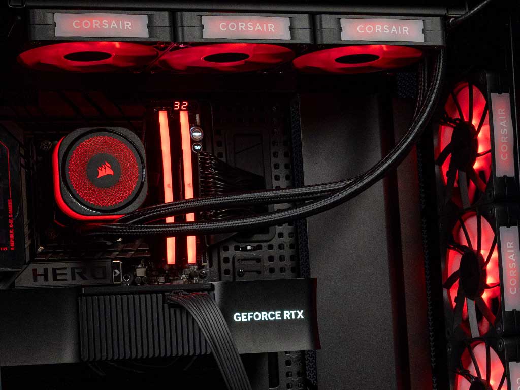 MILLENNIUM with Corsair iCUE Link